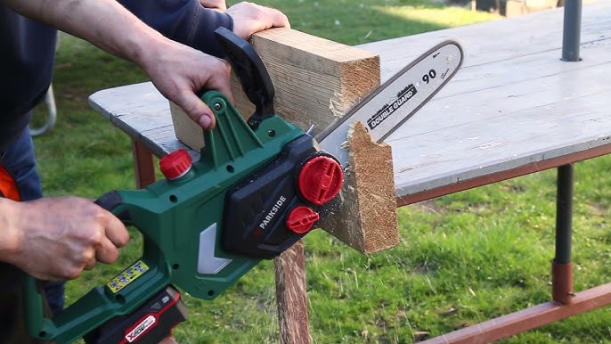 Electric - 1400W YouTube Unbox Chainsaw Demo Parkside