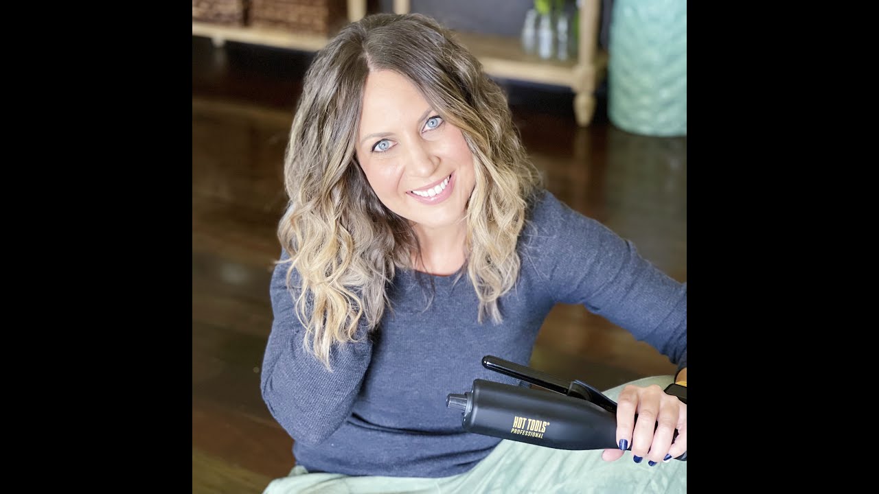 Beachy Waves with the Hot Tools Deep Waver