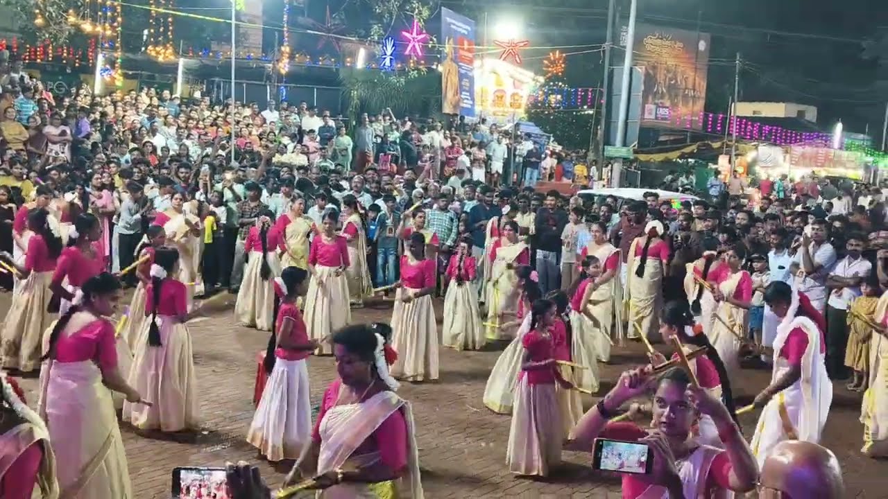 മെഗാ തിരുവാതിര മണ്ണാർക്കാട് പൂരം 2026