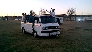Billabong Family Bus Life Convoy Youtube Billabong Family Bus Life Convoy Youtube