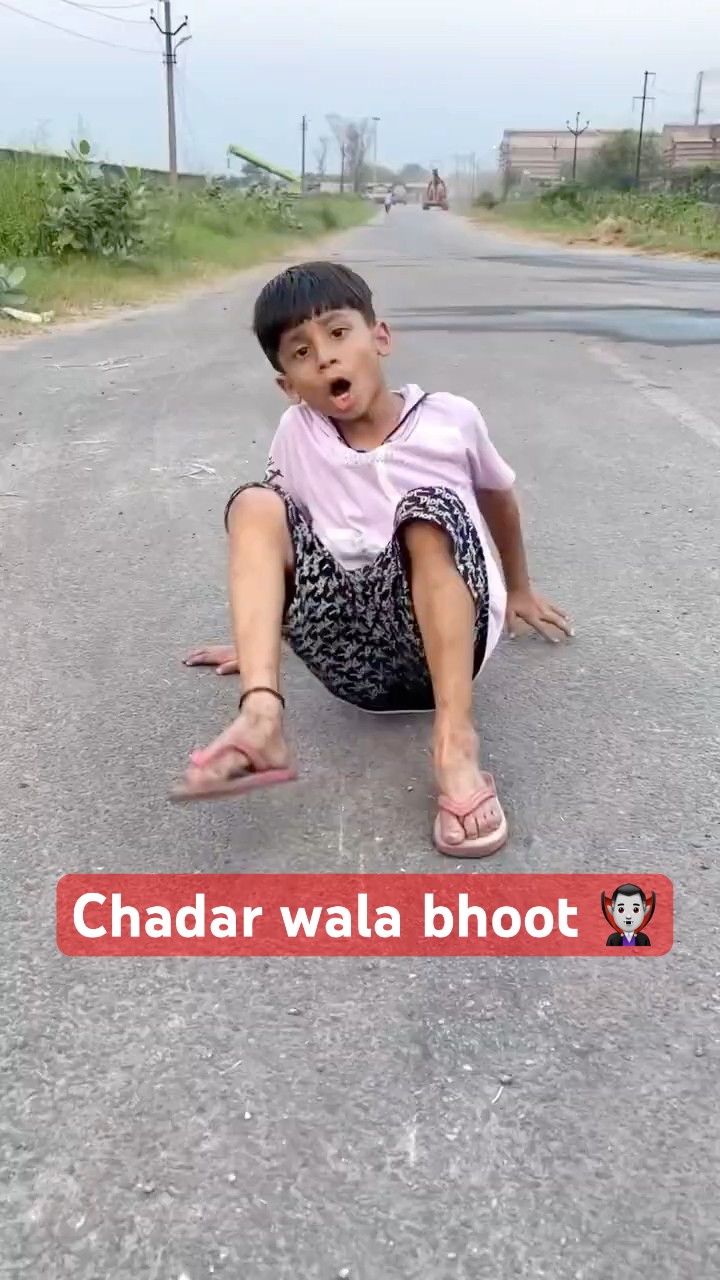 Chadar ke andar chadar wala bhoot ??‍♂️  hai ? #comedy #funny #shortsfeed #youtubeshorts #shorts