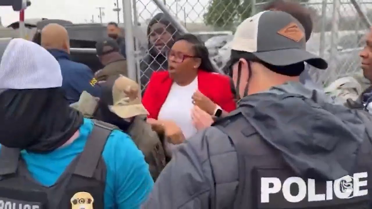 Congresswoman GOES INSANE as Democrats Clash with ICE Agents in Newark