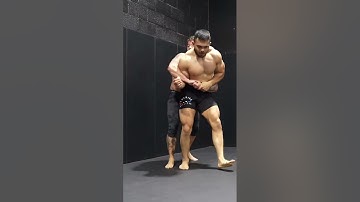 170lb ex wrestler VS. 200lb BJJ Black Belt