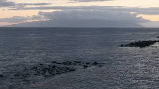 Puesta de sol en la playa Playa del Duque, Tenerife: sonidos del océano y ambiente vespertino