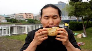 Eat Sausage