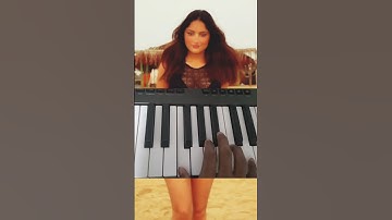 Guess the song ? 😍 music #piano #pianotutorial #shortsfeed #shorts #musica #pianocover