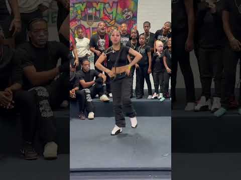 😬 bang Out Lady T ❗️#fypシ゚viral #dance | Join BZL Membership NOW❗️ Click Link Below⬇️