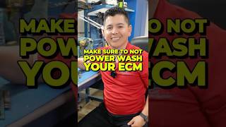 ⚠️ Don’t pressure wash your ECM ⚠️#ecm  #dieseltech  #truckrepair  #diagnostics  #detroitdiesel