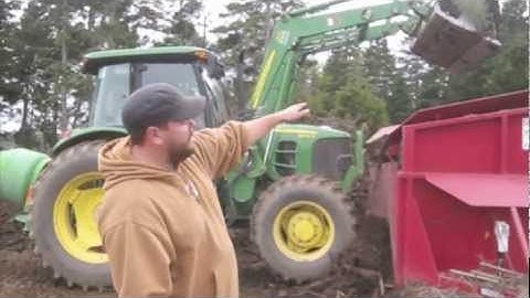 FST - Video - Screening Soil for High Tunnels and Growing Plots 8-Nov-2011.m4v