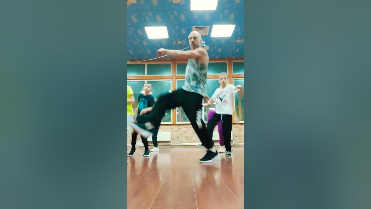 Как танцевать в шорты
