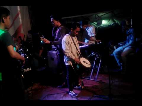 Brother Yellow Ft Next Project Reggae - Kupaksa Untuk Melangkah (cover) Live At Tangerang Selatan