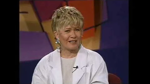 The Castle (1997) - Review by Margaret Pomeranz and David Stratton on "At The Movies"