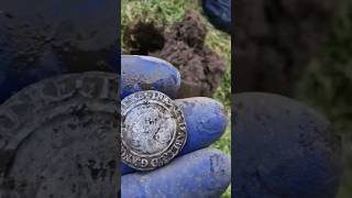 1500s silver coin found metal detecting. Queen Elizabeth 1st
