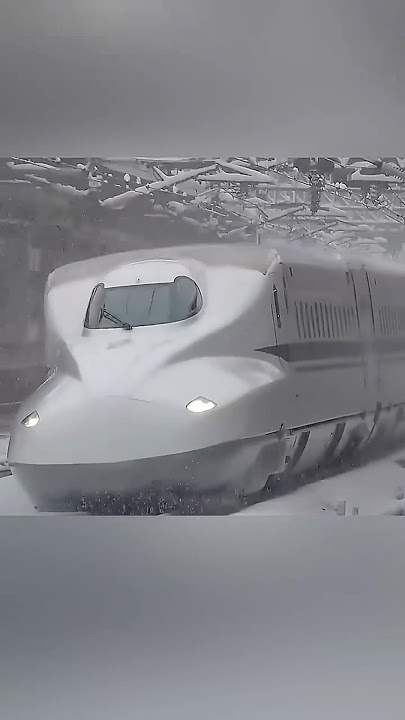 Why is hot water poured on Japan's bullet trains.😨 || by Chandan sah tutorials.