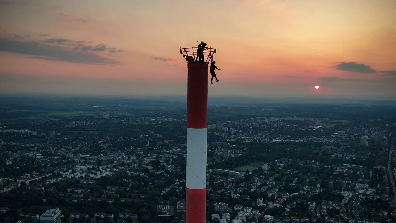  New 337m Spire: On Top of Europaturm / Frankfurt