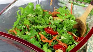 Очень вкусный салат с рукколой Очень вкусный салат с рукколой