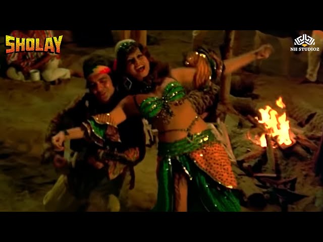 Mehbooba Mehbooba | Sholay (1975) | Helen | Amjad Khan | Amitabh | Bollywood Dance Hit Song class=
