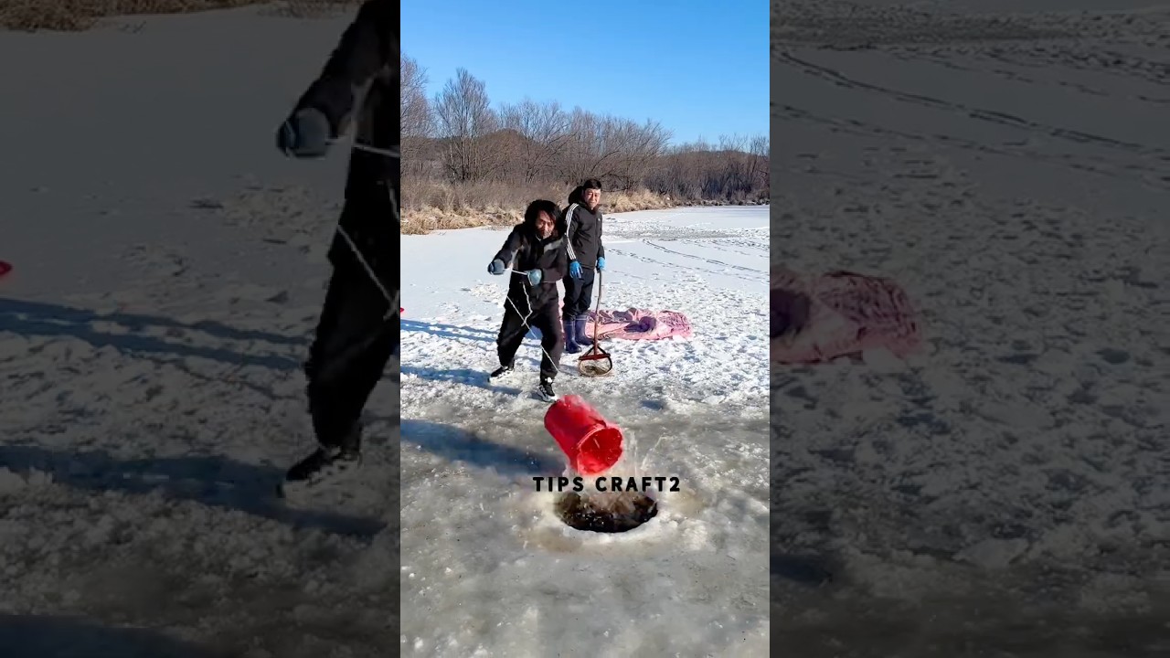 🔥 The joy of winter fishing! Ice flowers and water splash together.