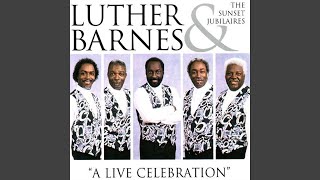 Video thumbnail of "Luther Barnes - I'm Still Holding On"