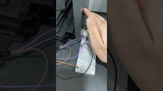 Smart light with Arduino !#akramslab #arduino #iot #newcourse #learn #tech #news