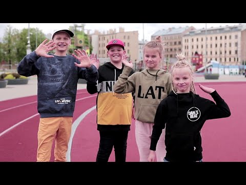 Video: 3 veidi, kā parādīt žestus, lai saņemtu skūpstu no puiša