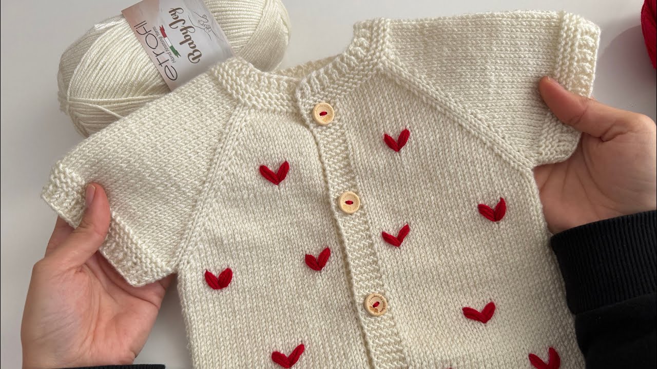 KALP İŞLEMELİ YAKADAN BAŞLAMA KOLAY BEBEK YELEĞİ BAŞTAN SONA ANLATIMI♥️#knittingdesignforbaby 