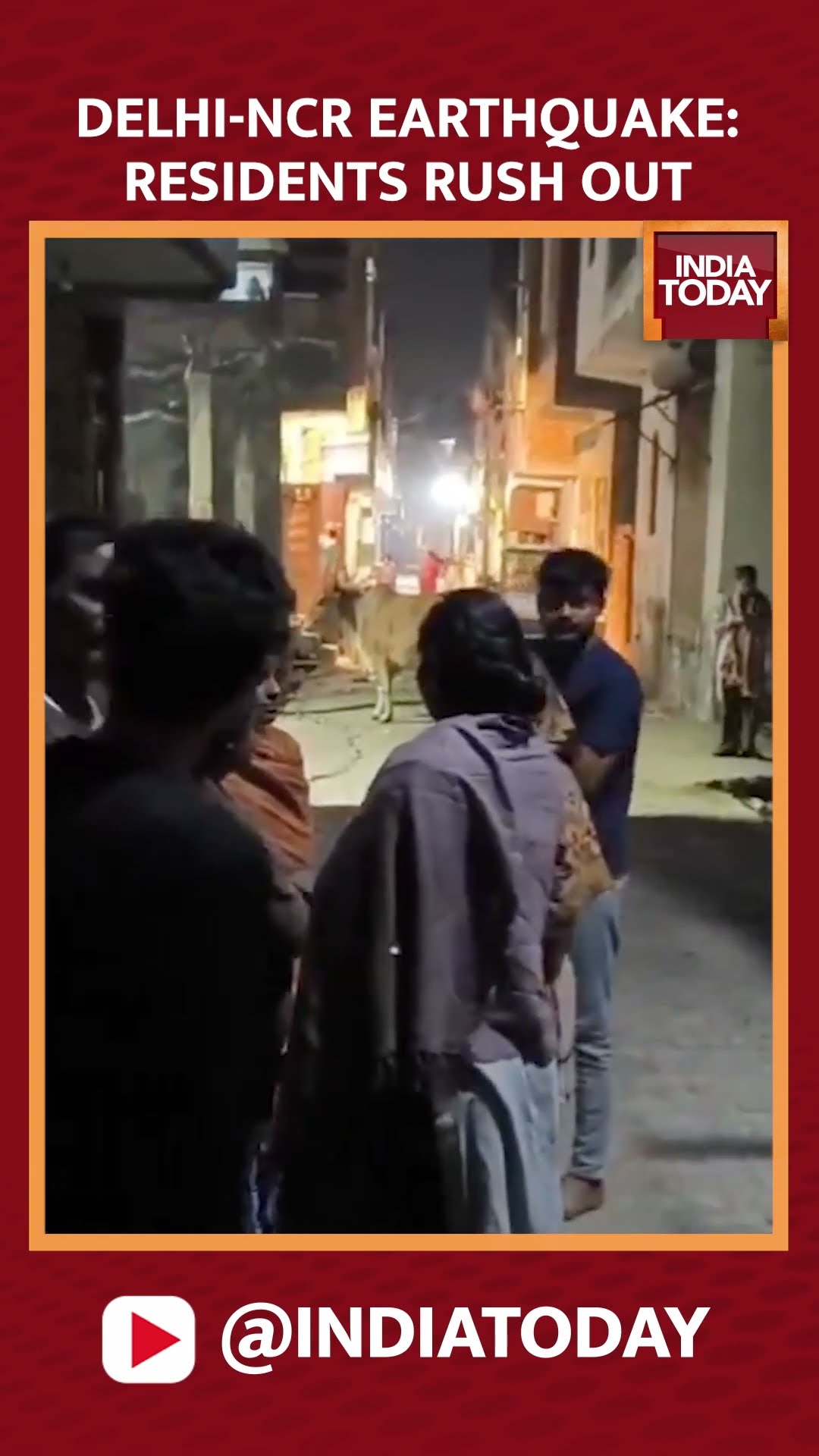Earthquake Jolts In Delhi-NCR | Visuals Of Delhi-NCR Residents Rushing Outdoor | #shorts #delhincr