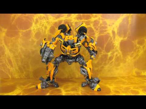特撮リボルテック バンブルビー - YouTube