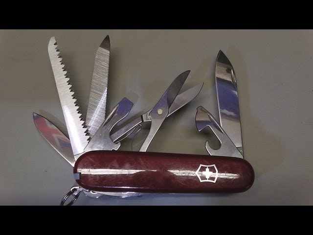 Victorinox Ranger: Pocketful of Practicality 