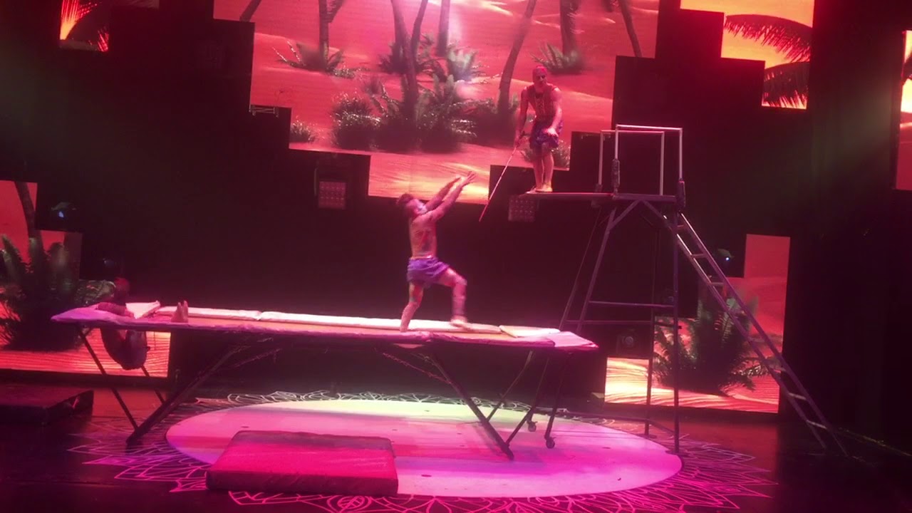 Pietro Vicentini Cama elástica (clown )