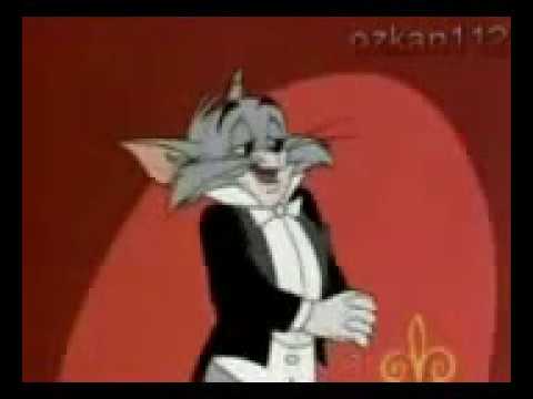 Tom ve Jerry halay söylüyorlar