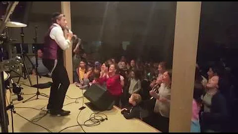 Backstage view with Mordechai Shapiro