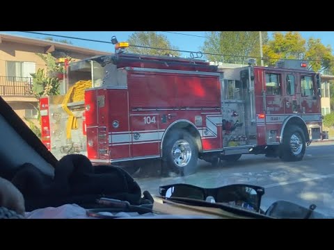LAFD Engine 104 Responding