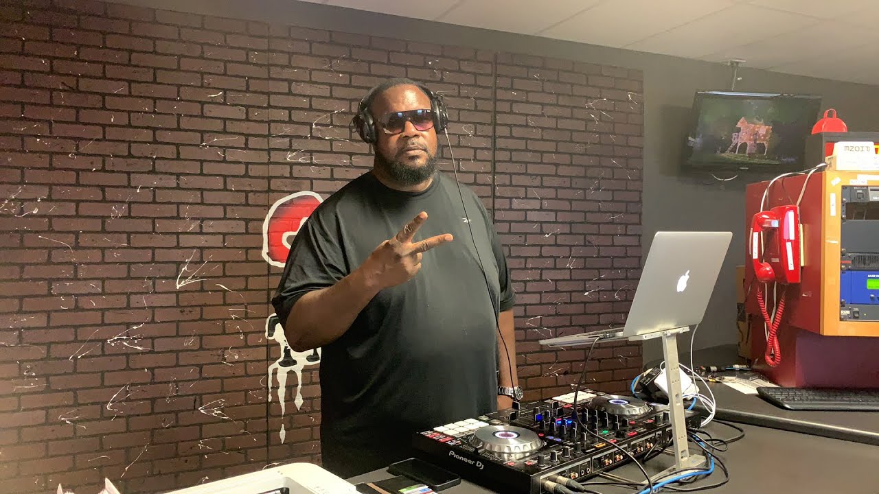 Michael 5000 Watts Net Worth