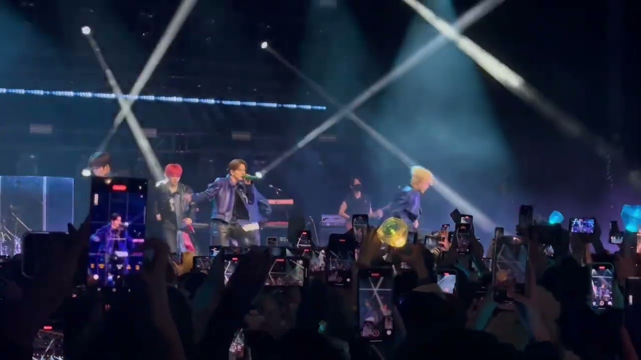 Treasure First US Tour - First Stop NYC!!! 