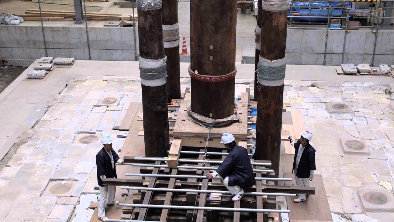 薬師寺東塔の心柱、創建以来初めて取り外す 内部はシロアリ被害や腐食 