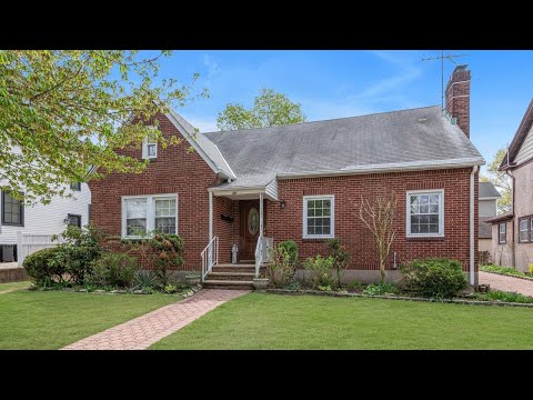 190 Bryant Ave, Floral Park, NY home video tour