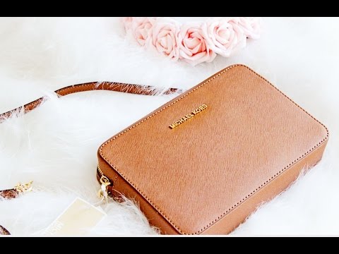 Michael Kors - Jet Set Travel Leather Crossbody Bag!