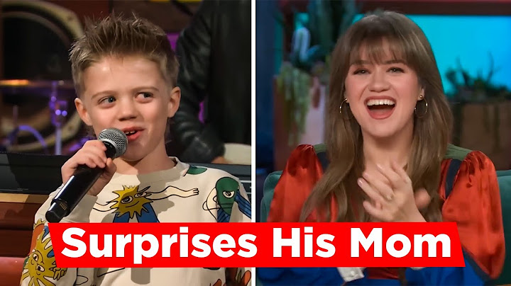 Kelly Clarkson's Son Remy Surprises His Mom With Adorable Performance