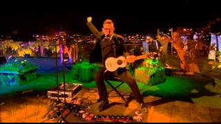 Video thumbnail of "Bernhoft - Wind You Up at Glastonbury 2014"