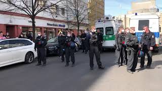 Verschwörungsideologisches Querfront-Spektrum Auf Dritter Sog. Hygienedemo Am 11.04.2020, Berlin