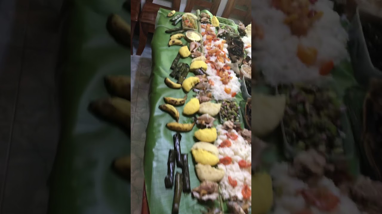 Seafood Boodle fight - YouTube