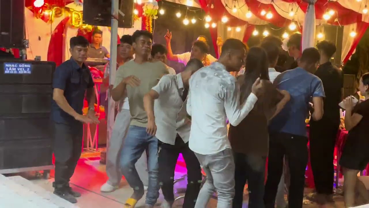 ngày 16 tháng 2, 2026