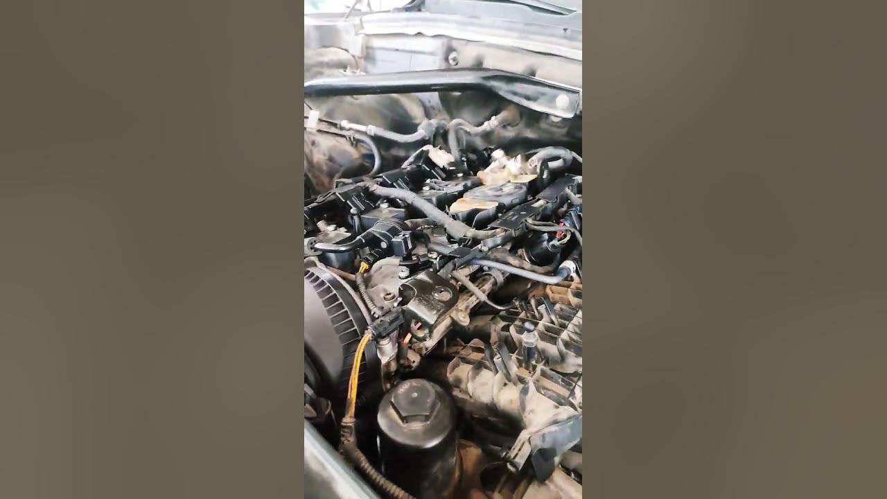 Rattle Noise on Audi Q5 - YouTube
