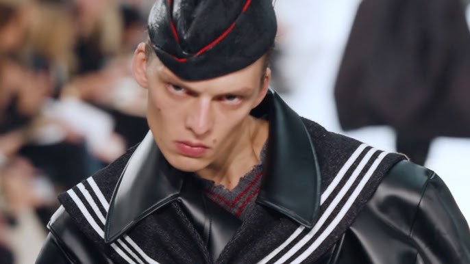 John Galliano Paraded Chic Rebels at Maison Margiela for Fall 2023 – WWD