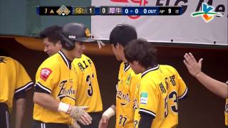 20131006 CPBL 象vs犀牛 1上 花花張正偉再補一安 張志豪二壘還沒站穩就衝回本壘先馳得點