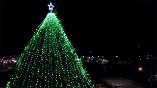 OVER ONE MILE of Christmas Lights in Shelton!