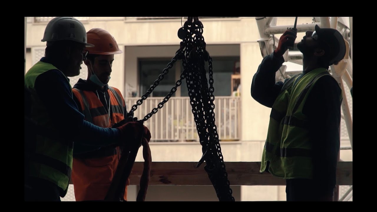 Curage du Bâtiment. Avant démolition