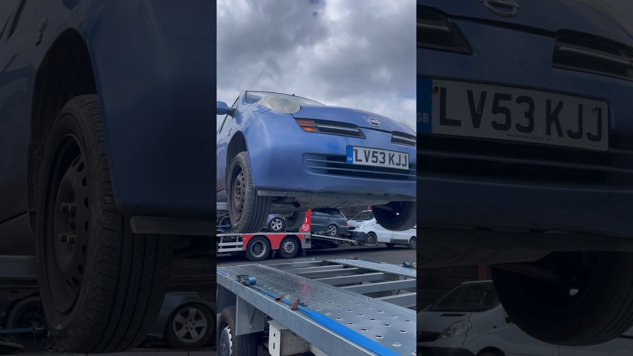 Unloading a Nissan Micra - SC Car Scrap 