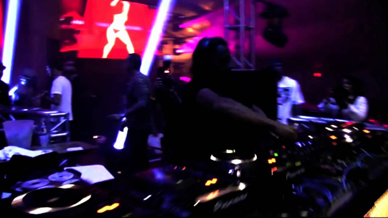 BACK IN BLACK HALLOWEEN PARTY MIAMI 29/10/11 YouTube